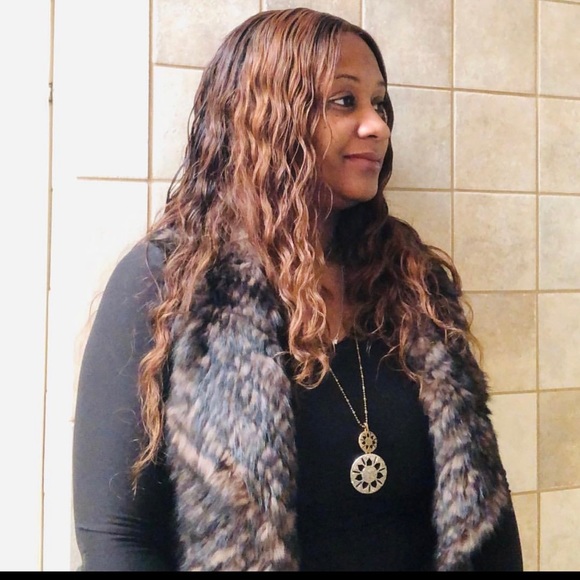 Real Rabbit Fur Vest - Picture 6 of 7